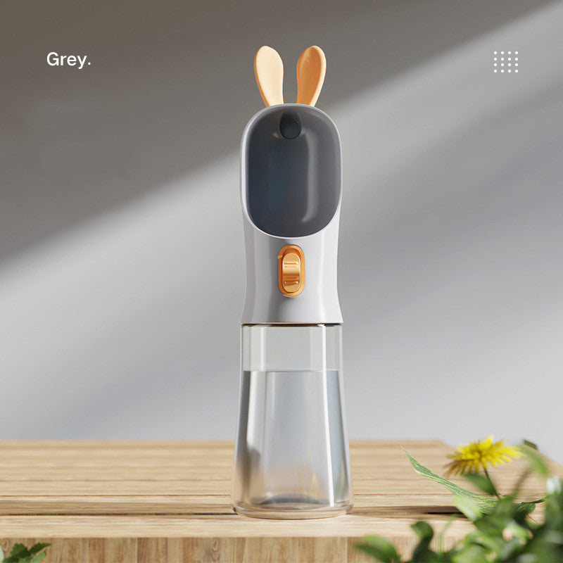 portable pet water bottle for dogs and cats lifestyle image 2