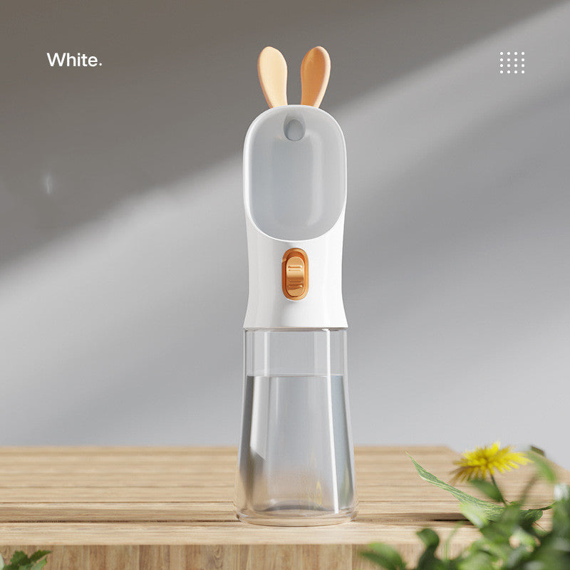 portable pet water bottle for dogs and cats lifestyle image 4