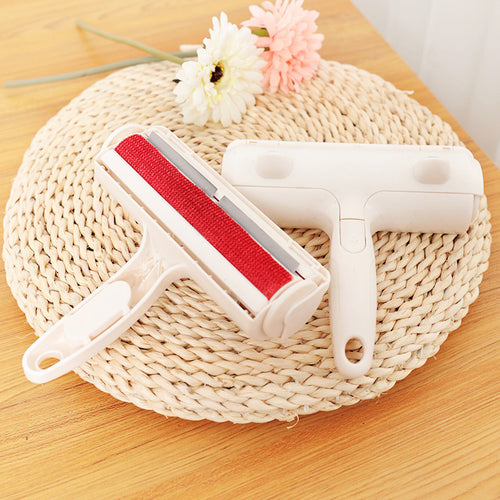 reusable pet hair remover roller lifestyle image 1